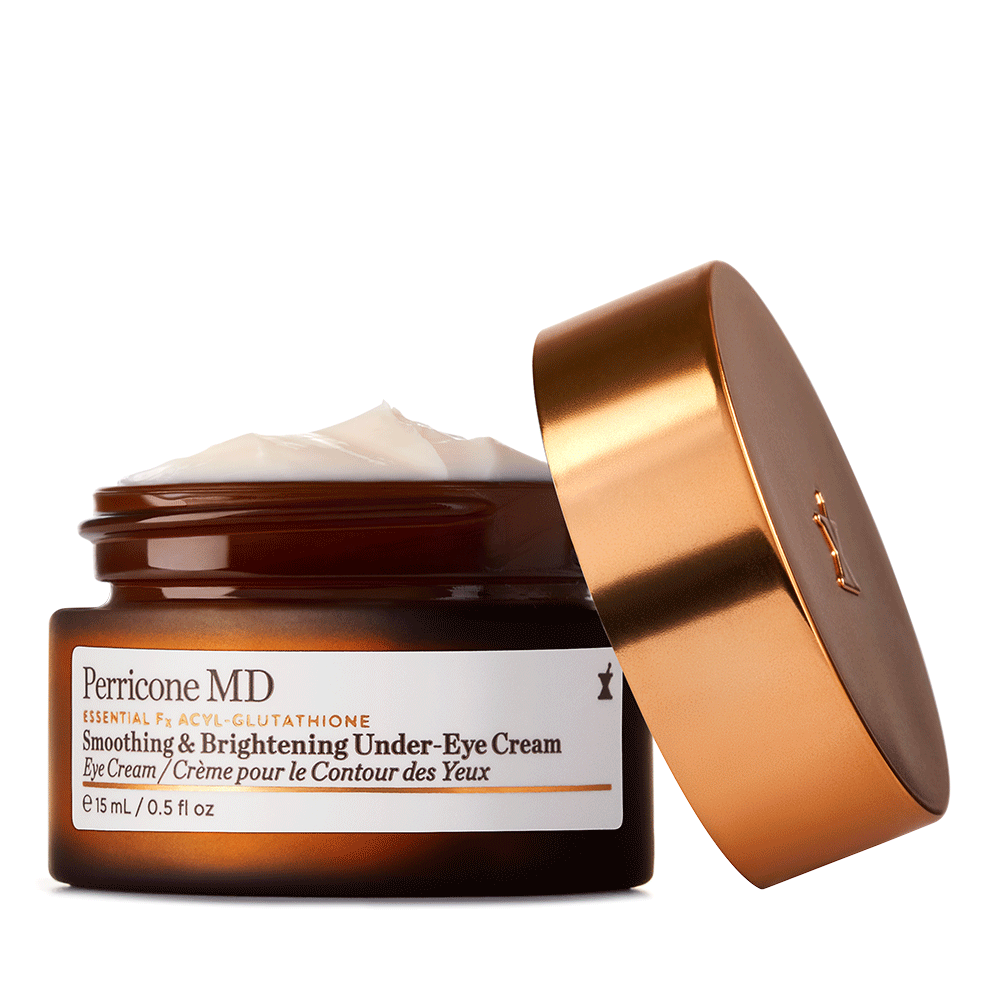 Un frasco abierto de Perricone MD Essential Fx Smoothing & Brightening Under-Eye Cream muestra el contenido.