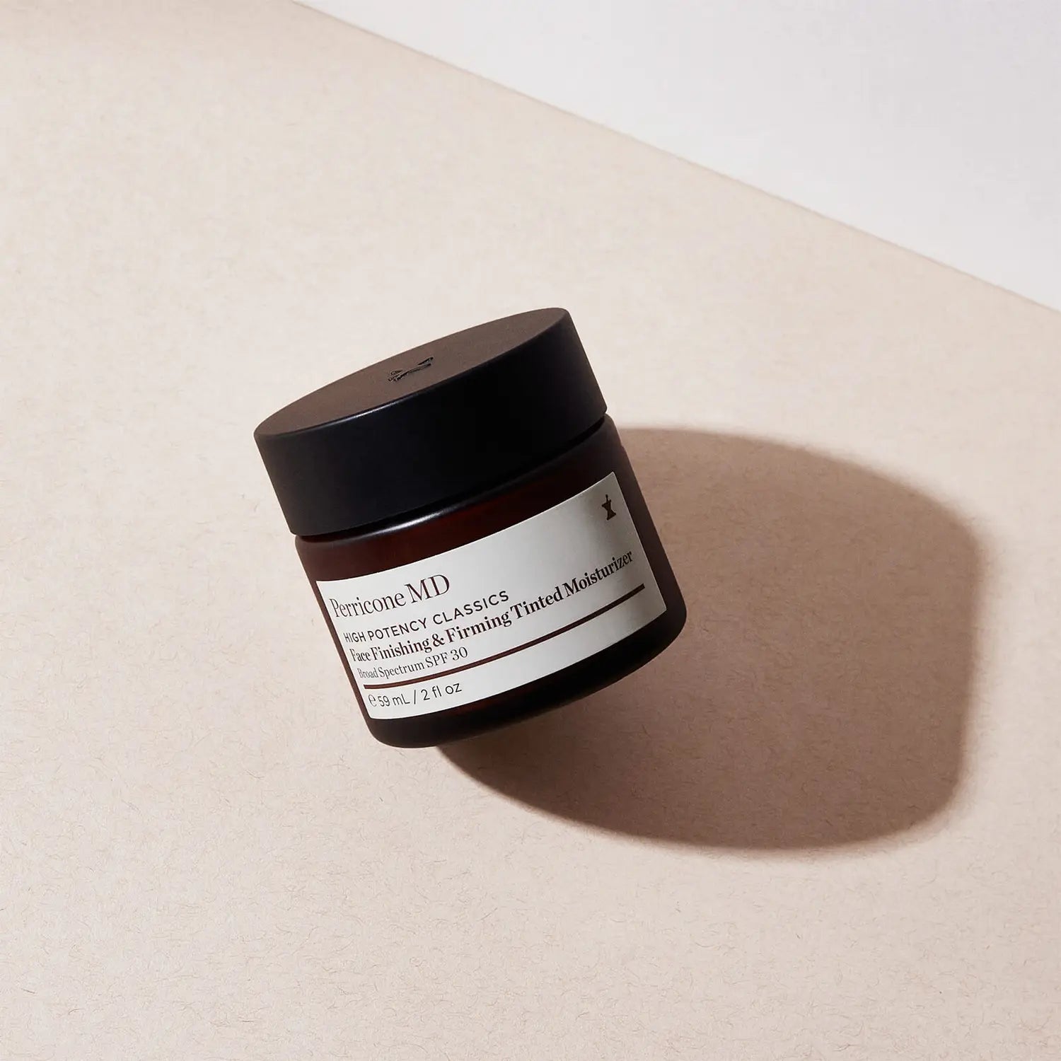Crema hidratante con velo de color High Potency Classics Face Finishing & Firming Tinted Moisturizer